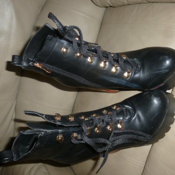 LAMODA Black Platform Ankle Boots – Flame Heel Design – EU 37 - Picture 13 of 16